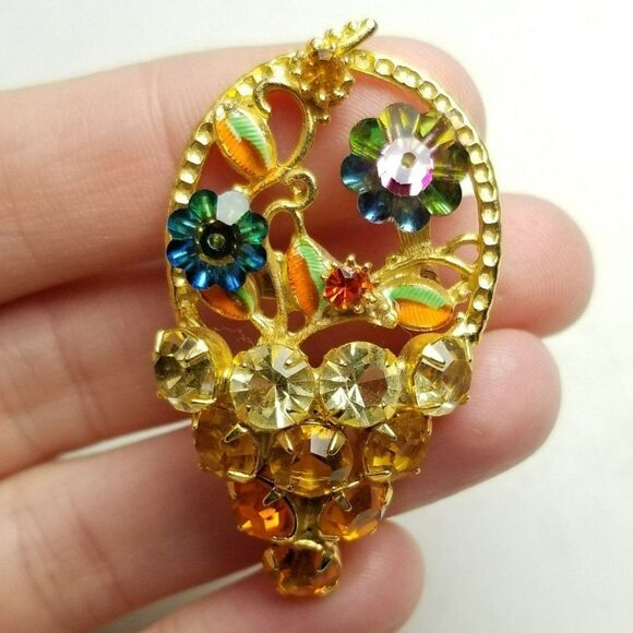 Vintage Rhinestone Basket of Flowers Yellow and Gold Tone, Floral Estate - Picture 1 of 6